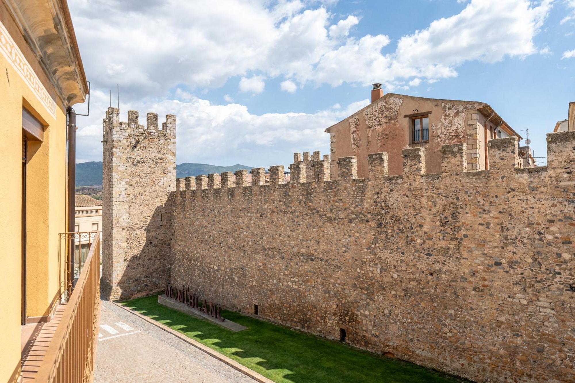 Hauzify I Vila Ducal Montblanc Exterior foto